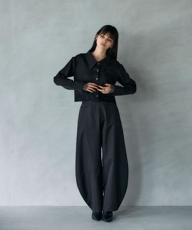 ARVELLIA｜ LACE CONTRAST SHIRT