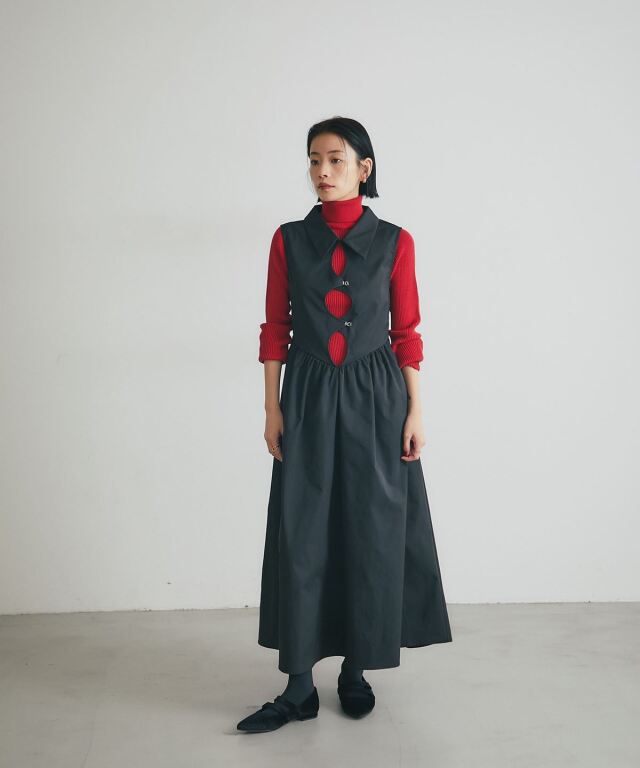 ARVELLIA】CUTOUT DRESS