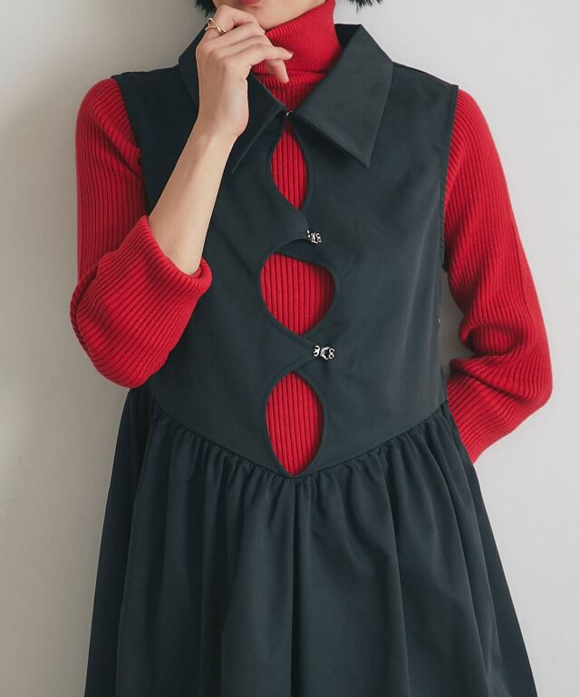 ARVELLIA】CUTOUT DRESS