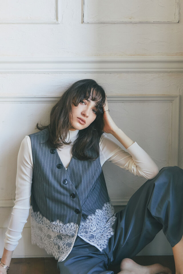 レーススリーブブラウス