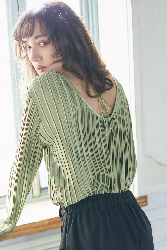 レーススリーブブラウス