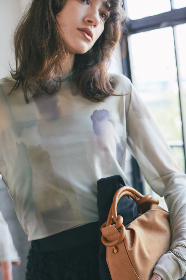 ケーブルニット