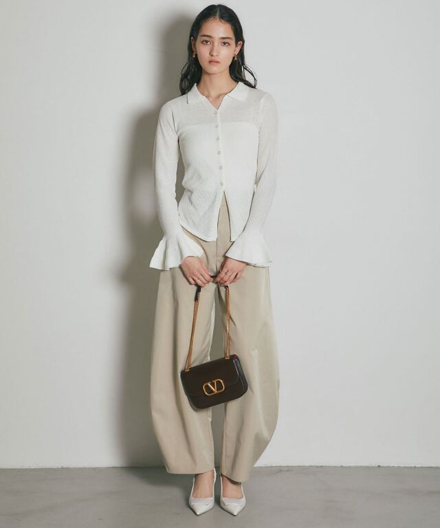 ARVELLIA】FLARE BACK CUT KNIT