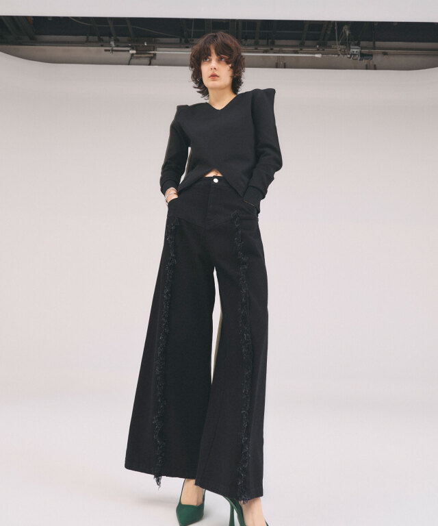 TAKUさま ARVELLIA】POWER SHOULDER KNIT