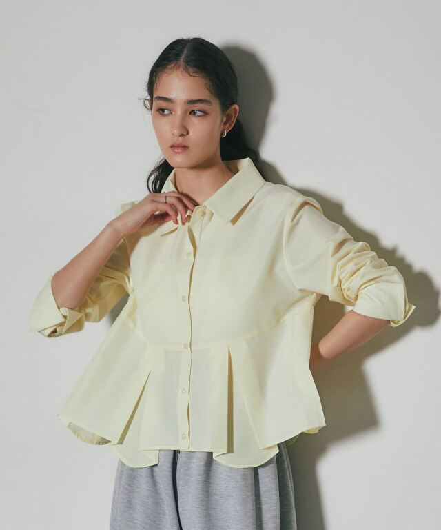 vesper33さん専用 ARVELLIA】TUCKED FLARE BLOUSE
