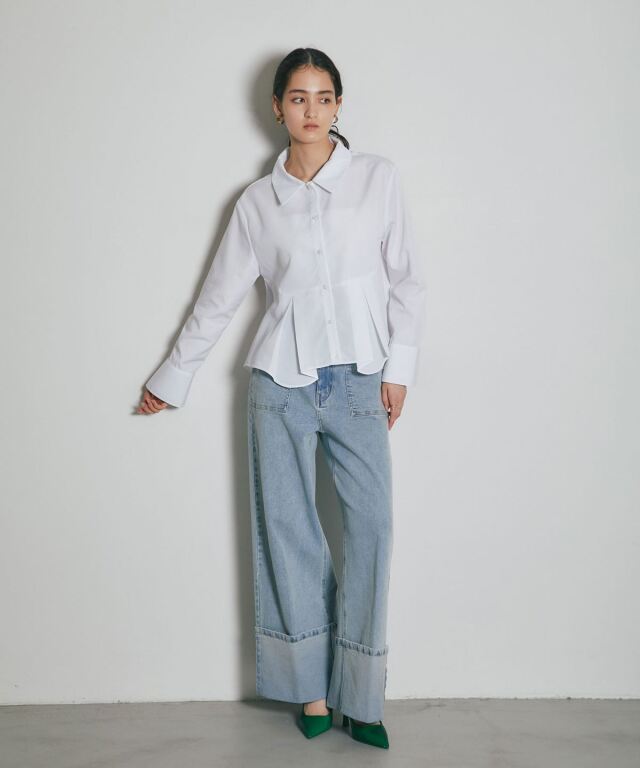 ARVELLIA】TUCKED FLARE BLOUSE
