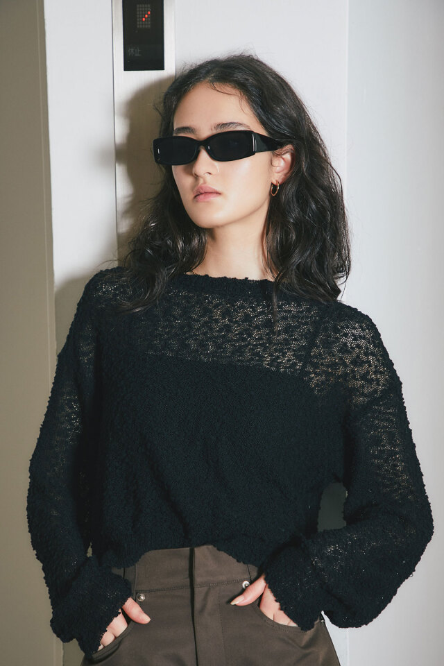 ケーブルニット