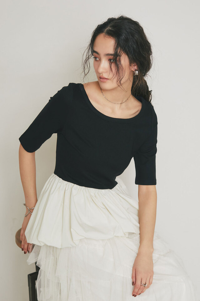 ケーブルニット