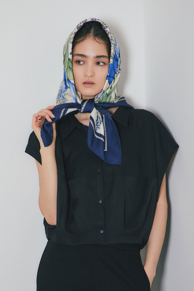 ケーブルニット