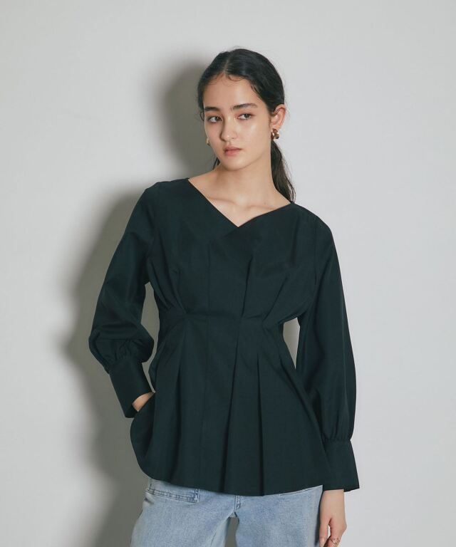 miyさま専用 ARVELLIA】FLARE HEM PLEATED SHIRT