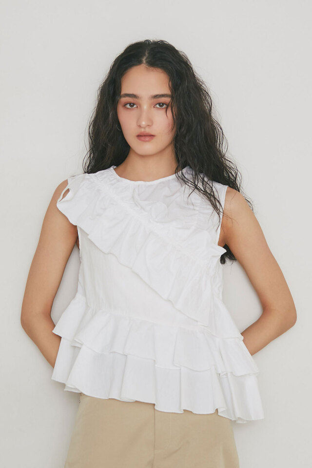 ケーブルニット