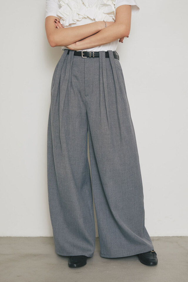 ケーブルニット