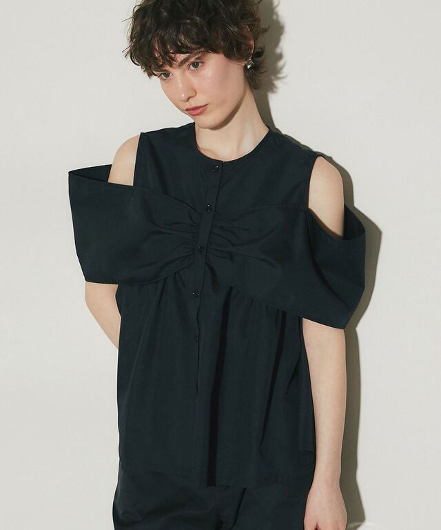 ARVELLIA】 SCULPTED BOW BLOUSE