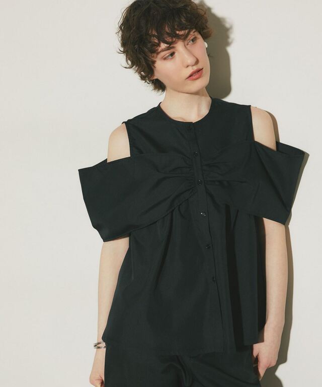 ARVELLIA】 SCULPTED BOW BLOUSE