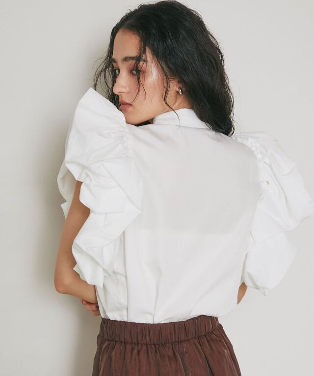 ARVELLIA】AIRY RUFFLE BLOUSE