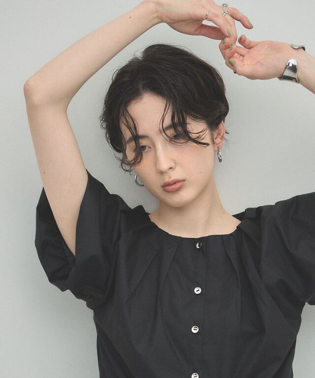 ARVELLIA】SOFT PLEAT BLOUSE