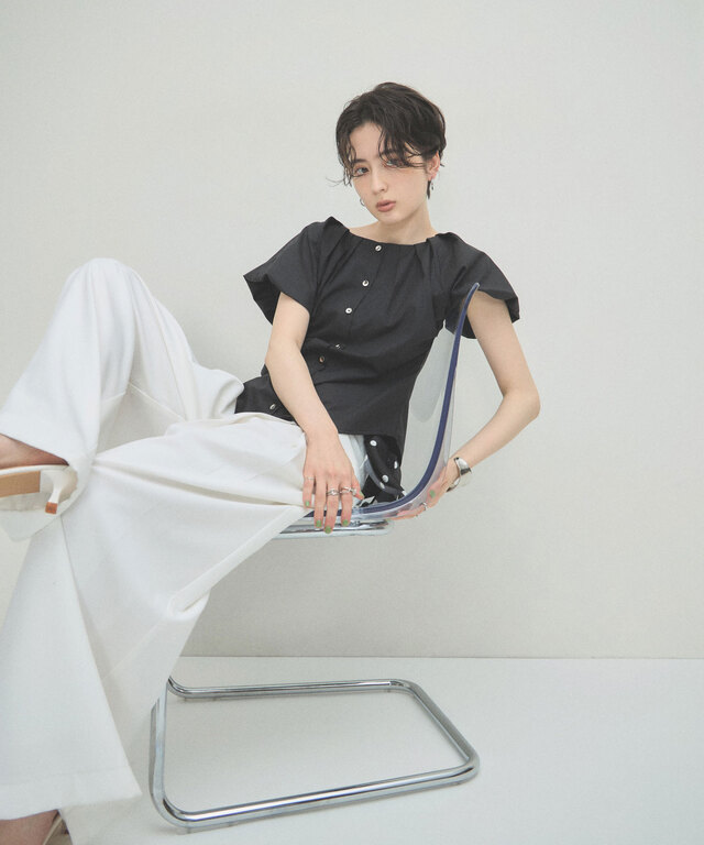 ARVELLIA】SOFT PLEAT BLOUSE