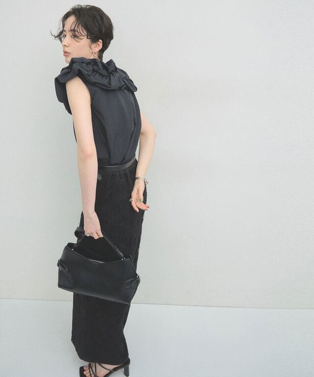 ARVELLIA】CLOUD RUFFLE BLOUSE