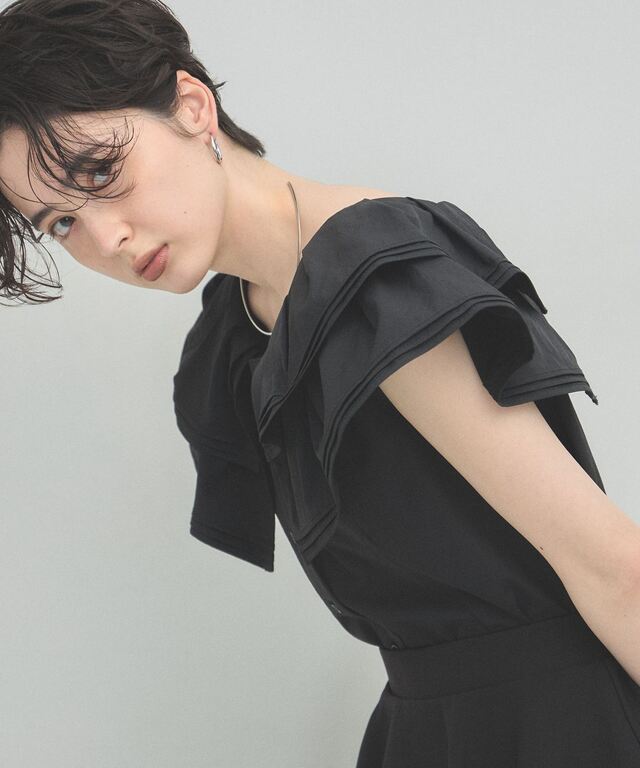 ARVELLIA】PINTUCK RUFFLE BLOUSE