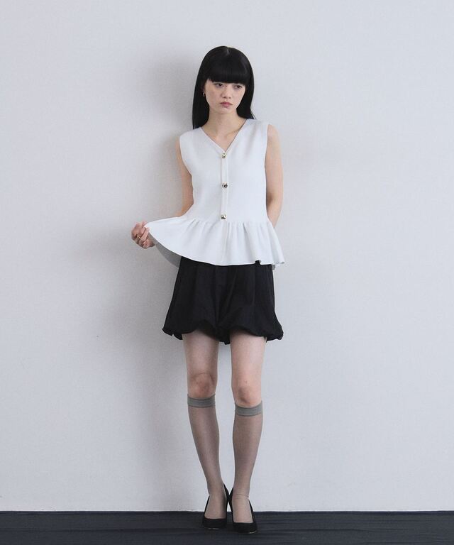 ARVELLIA】LUXE BUTTON PEPLUM KNIT
