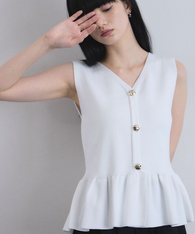 ARVELLIA】LUXE BUTTON PEPLUM KNIT