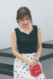 【成瀬愛里さん着用】スクエアリブノースリーブニット