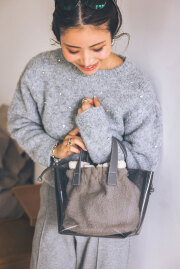 9月15日オフィシャルサイト限定少量再販！【mana maruyamaさんコラボ】ボアポーチ付きPVCバッグ