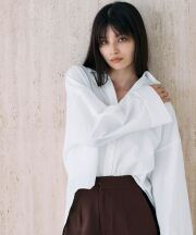 【宮本茉由さんカタログ着用】スキッパーシャツ