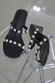 パールサンダル