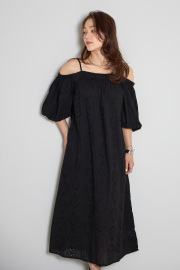 【8/27 0:00 SALE再値下げ！】カットワークレースオフショルワンピース＊SALE品につき返品/交換/注文確定後の変更キャンセル不可＊