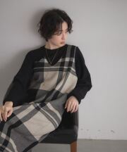 12月中旬再販決定！入荷リクエスト受付中【オフィシャルサイト限定】ニットトップス×チェックニットスカートセット