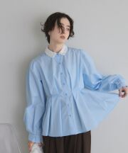 【オフィシャルサイト限定】襟取り外し可能ウエストタックブラウス