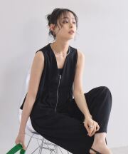 【オフィシャルサイト限定】ペアスキンプリーツジレ×パンツセットアップ