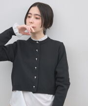 【オフィシャルサイト限定】メタルボタンニットカーデ