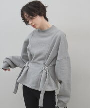 【オフィシャルサイト限定】ベルトデザインスウェット