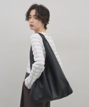 【オフィシャルサイト限定】リバーシブルフェイクレザートートバッグ