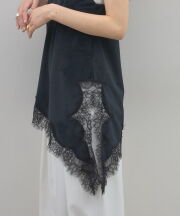 【オフィシャルサイト限定】裾レースサテンキャミソール