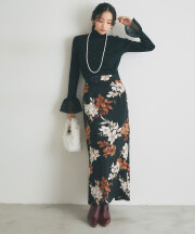 フラワーストレートスカート