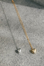 10月30日オフィシャルサイト限定少量再販！真鍮ハートネックレス