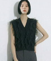 【リクエスト投票受付中！】チュールフリルニットベスト※リクエスト結果により商品化しない場合があります。