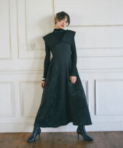 【FINAL SALE】【ARVELLIA】ETHEREAL LINE DRESS＊SALE品につき返品/交換/注文確定後の変更キャンセル不可＊