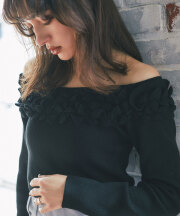 【FINAL SALE】【ARVELLIA】OFF SHOULDER FRILL KNIT＊SALE品につき返品/交換/注文確定後の変更キャンセル不可＊