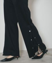 【ARVELLIA】LACE REVEAL SNAP PANTS