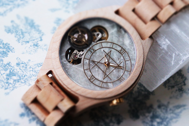 noz ダブルムーブメントモデル 45mm ホワイト 数量限定】【Meteorite】/DOUBLE MOVEMENT MODEL ダブル