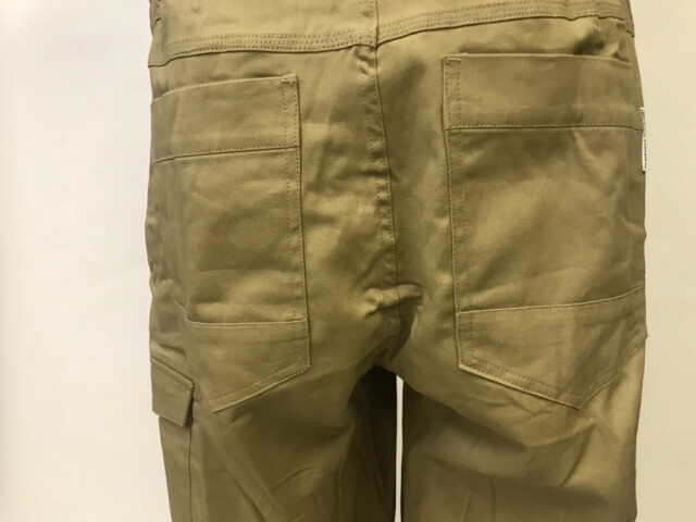 丈夫な綿100％使用の夏用つなぎ後ろポケット