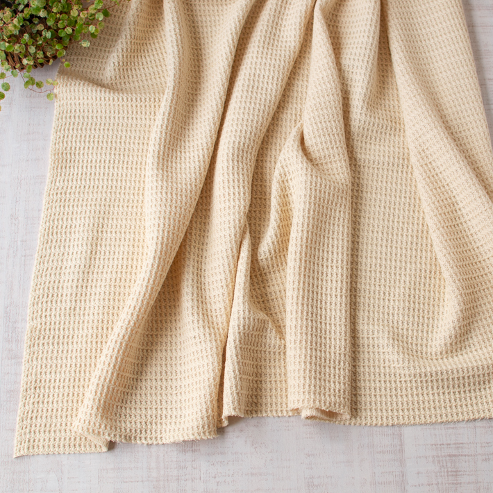 【ニット】ナチュラルな凹凸感が楽しめるハニカムワッフルニット（クッキーベージュ）オーダーカット