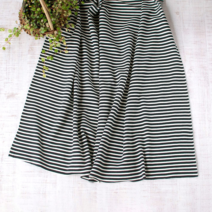 【ニット】やわらか伸びの良いボーダースパンフライス（ブラック×ホワイト）オーダーカット