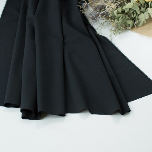 布帛 ワンピースにもぴったり 薄めのスーツ用ライトウール ダークネイビー オーダーカット