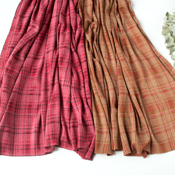 【特価】※１ｍ単位で販売※訳あり☆やわらかチェックジャガード（２色）オーダーカット