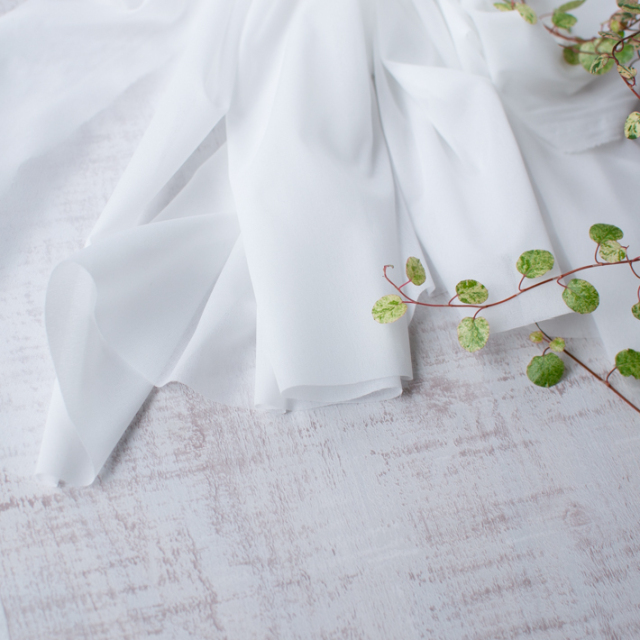 【副資材】アウトレット♪薄手のニット接着芯(オフホワイト)オーダーカット